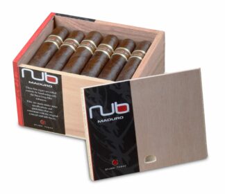 nub maduro box open