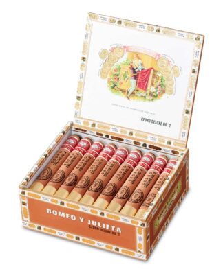 romeo y julieta cedro number 2 box open