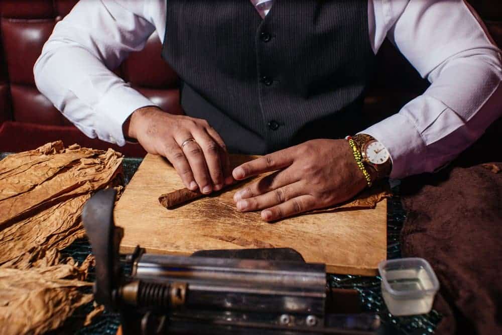 wrapping cigar