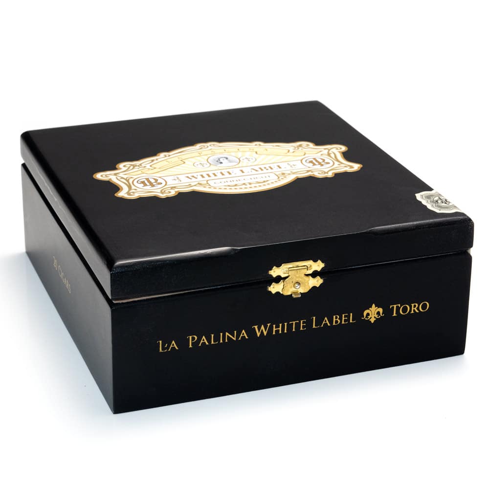 la palina white label toro box closed